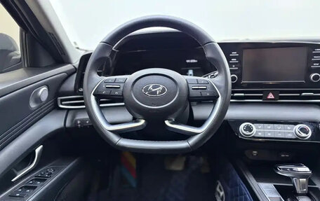 Hyundai Elantra, 2023 год, 1 100 000 рублей, 8 фотография