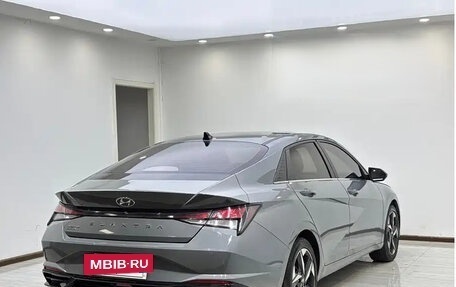 Hyundai Elantra, 2023 год, 1 100 000 рублей, 6 фотография