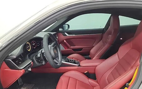 Porsche 911, 2024 год, 31 775 000 рублей, 11 фотография