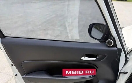 Honda Fit, 2022 год, 895 000 рублей, 16 фотография