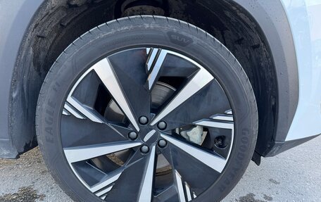 Geely Atlas, 2024 год, 2 800 000 рублей, 4 фотография