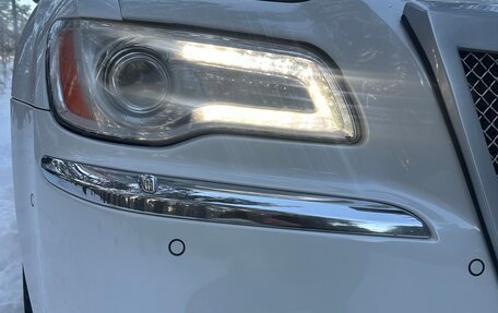 Chrysler 300C II, 2012 год, 1 939 000 рублей, 13 фотография