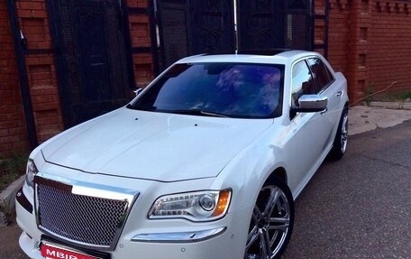 Chrysler 300C II, 2012 год, 1 939 000 рублей, 7 фотография