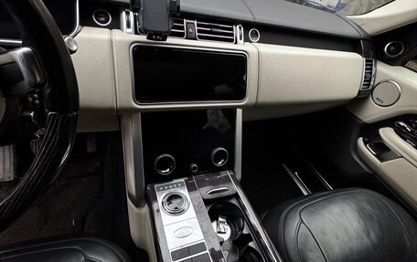 Land Rover Range Rover IV рестайлинг, 2018 год, 11 000 000 рублей, 20 фотография