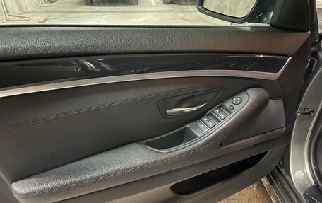 BMW 5 серия, 2014 год, 2 250 000 рублей, 18 фотография