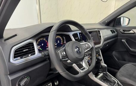 Volkswagen T-Roc I, 2022 год, 1 560 000 рублей, 8 фотография