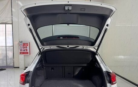 Volkswagen T-Roc I, 2022 год, 1 560 000 рублей, 6 фотография