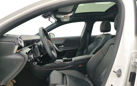 Mercedes-Benz A-Класс, 2023 год, 2 150 000 рублей, 7 фотография