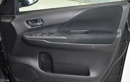 Nissan Serena IV, 2018 год, 2 150 000 рублей, 21 фотография