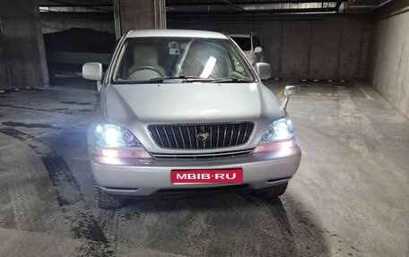 Toyota Harrier, 1999 год, 850 000 рублей, 1 фотография