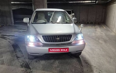 Toyota Harrier, 1999 год, 850 000 рублей, 1 фотография