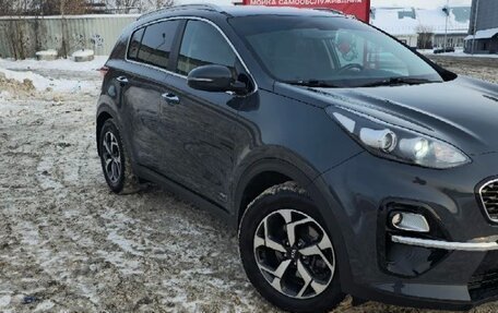 KIA Sportage IV рестайлинг, 2020 год, 2 550 000 рублей, 3 фотография