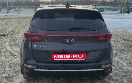 KIA Sportage IV рестайлинг, 2020 год, 2 550 000 рублей, 7 фотография