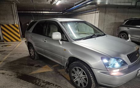 Toyota Harrier, 1999 год, 850 000 рублей, 2 фотография