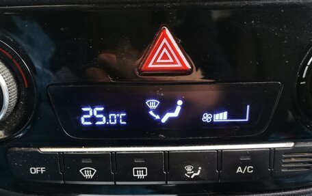 Hyundai Solaris II рестайлинг, 2019 год, 1 280 000 рублей, 7 фотография