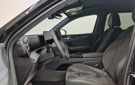 Volkswagen Tiguan, 2025 год, 5 000 000 рублей, 15 фотография