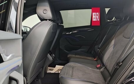 Volkswagen Tiguan, 2025 год, 5 000 000 рублей, 16 фотография