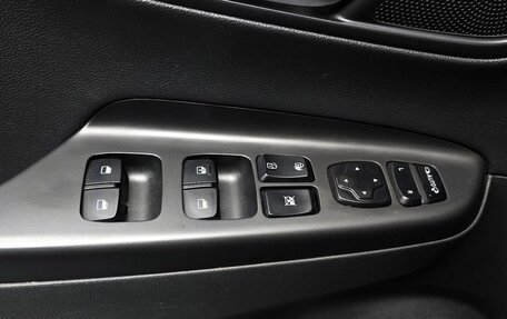 Hyundai Kona I, 2022 год, 1 730 000 рублей, 13 фотография