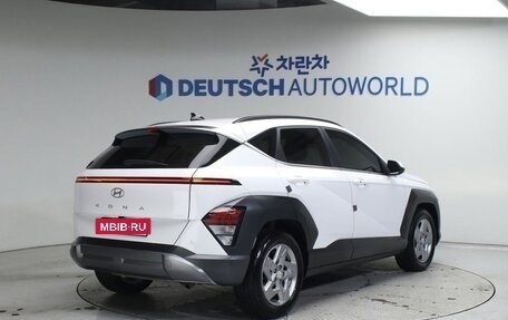 Hyundai Kona, 2023 год, 2 440 000 рублей, 3 фотография