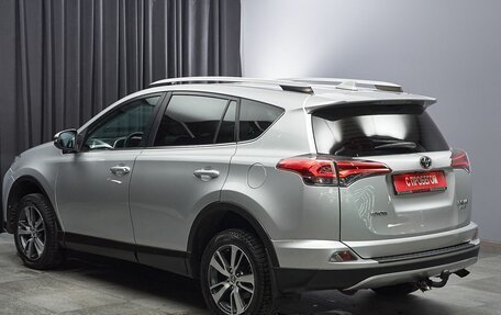 Toyota RAV4, 2017 год, 2 599 000 рублей, 6 фотография