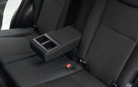 Toyota RAV4, 2017 год, 2 599 000 рублей, 12 фотография