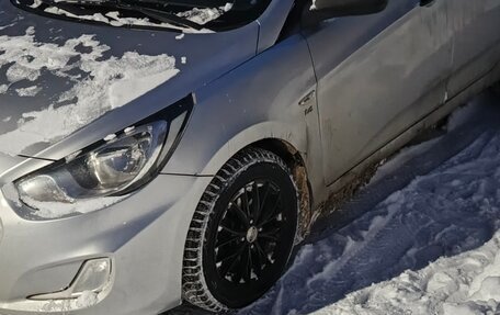 Hyundai Solaris II рестайлинг, 2012 год, 570 000 рублей, 8 фотография