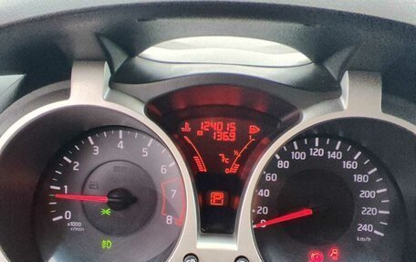 Nissan Juke II, 2011 год, 990 000 рублей, 18 фотография