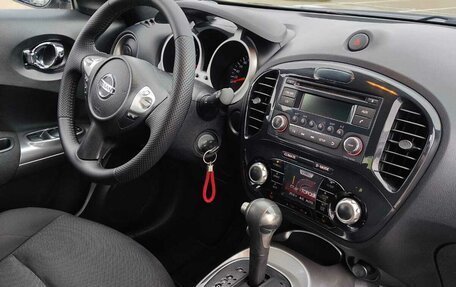 Nissan Juke II, 2011 год, 990 000 рублей, 15 фотография