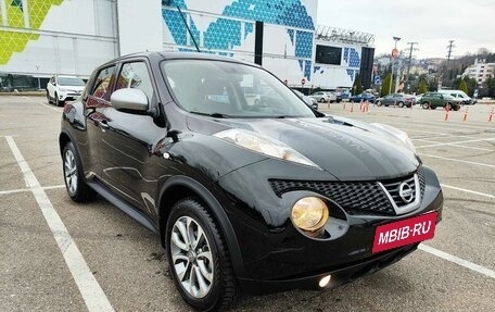 Nissan Juke II, 2011 год, 990 000 рублей, 11 фотография