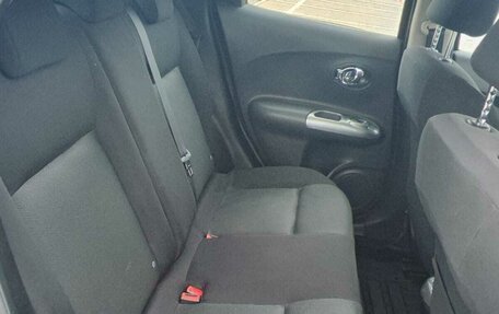 Nissan Juke II, 2011 год, 990 000 рублей, 23 фотография