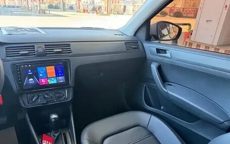 Volkswagen Santana, 2022 год, 1 000 000 рублей, 15 фотография