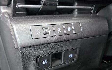 Hyundai Kona, 2023 год, 2 590 000 рублей, 13 фотография