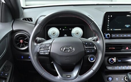 Hyundai Kona I, 2023 год, 2 490 000 рублей, 14 фотография