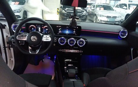 Mercedes-Benz CLA, 2022 год, 2 411 707 рублей, 9 фотография