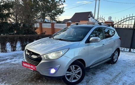 Hyundai Tucson III, 2011 год, 1 050 000 рублей, 4 фотография