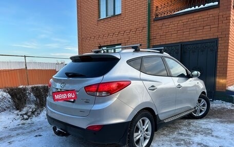 Hyundai Tucson III, 2011 год, 1 050 000 рублей, 8 фотография