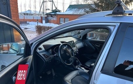 Hyundai Tucson III, 2011 год, 1 050 000 рублей, 22 фотография