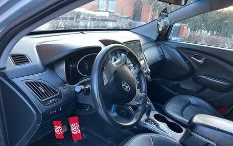 Hyundai Tucson III, 2011 год, 1 050 000 рублей, 24 фотография