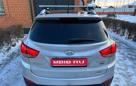 Hyundai Tucson III, 2011 год, 1 050 000 рублей, 19 фотография
