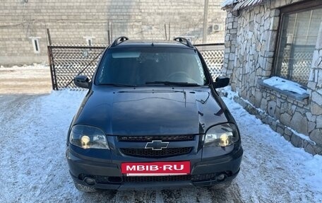 Chevrolet Niva I рестайлинг, 2009 год, 399 990 рублей, 2 фотография