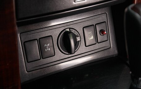 Toyota Land Cruiser Prado 150 рестайлинг 2, 2015 год, 3 700 000 рублей, 18 фотография