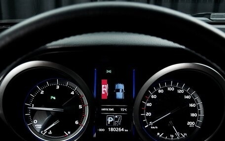 Toyota Land Cruiser Prado 150 рестайлинг 2, 2015 год, 3 700 000 рублей, 23 фотография