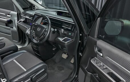 Honda Stepwgn IV, 2016 год, 2 050 000 рублей, 9 фотография