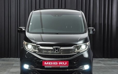 Honda Stepwgn IV, 2016 год, 2 050 000 рублей, 2 фотография