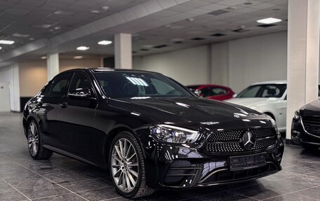 Mercedes-Benz E-Класс, 2021 год, 5 890 000 рублей, 4 фотография