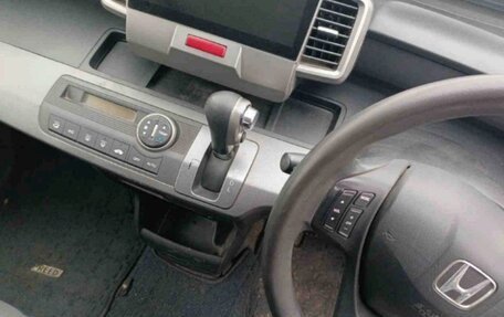 Honda Freed I, 2008 год, 590 000 рублей, 13 фотография