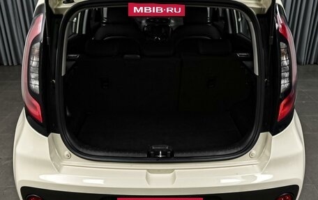 KIA Soul II рестайлинг, 2017 год, 1 274 000 рублей, 22 фотография