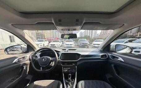 Volkswagen T-Cross I, 2021 год, 1 380 000 рублей, 7 фотография