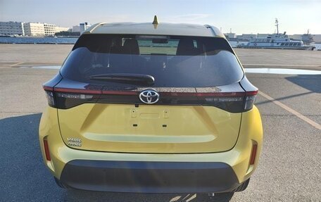 Toyota Yaris Cross, 2022 год, 1 731 000 рублей, 5 фотография