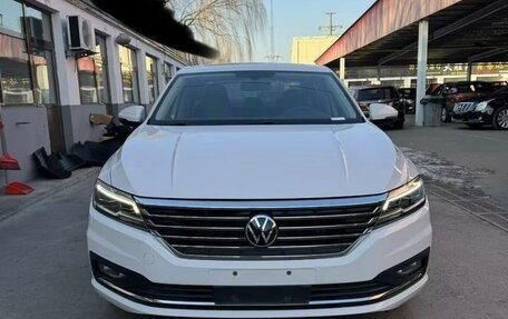 Volkswagen Lavida, 2022 год, 1 800 000 рублей, 2 фотография